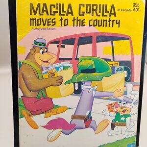 Magilla Gorilla Moves to the Country story by Horace J Elias dated 1972 soft cov